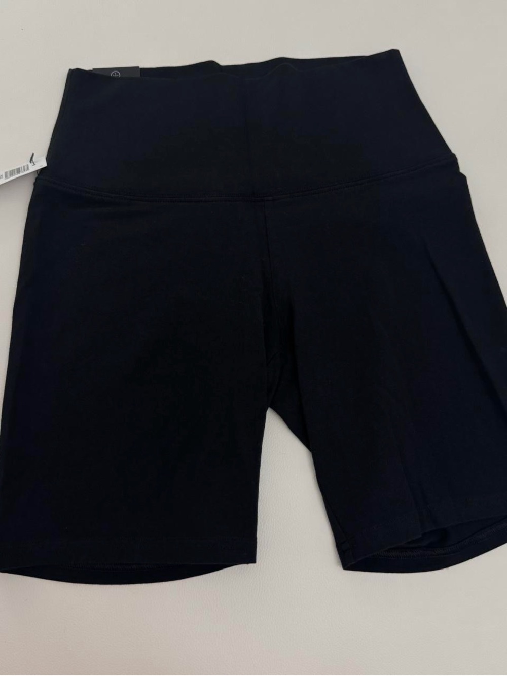 Aritzia TnaCHILL Atmosphere Hi-Rise 7” Short